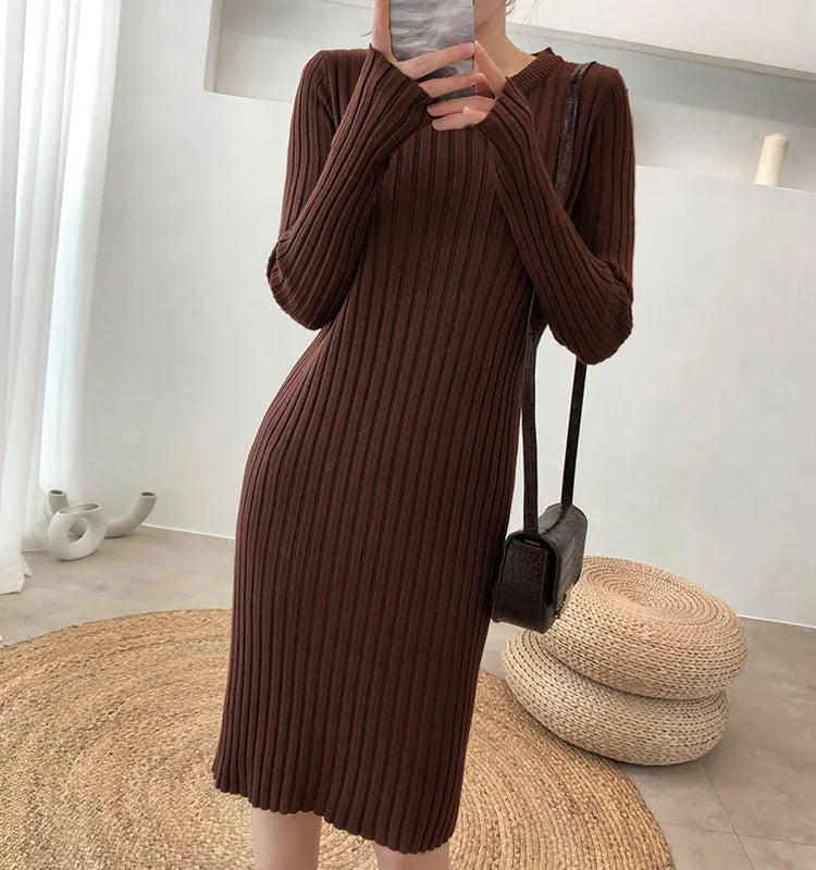 LM | Two-piece dress with slit knitted sweater