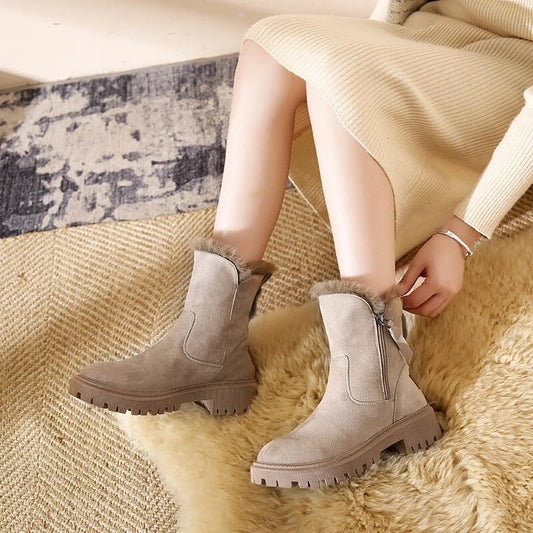 LM | Fashionable boots for women