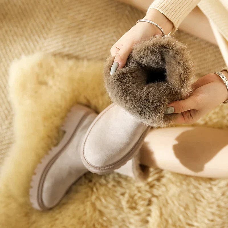LM | Fashionable boots for women