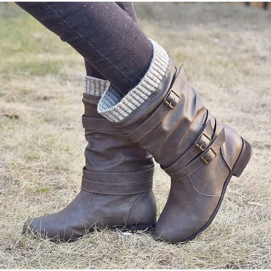 LM | Retro knitted boots up to the middle of the calf