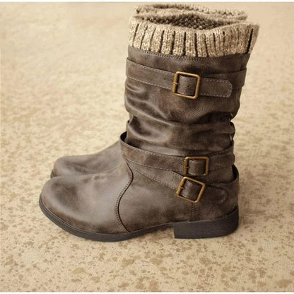 LM | Retro knitted boots up to the middle of the calf