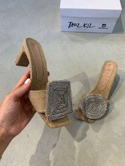 TS | Square round sandals with heels
