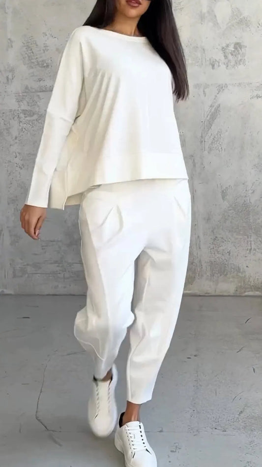 TS | Two-piece set in a casual relaxed fit style