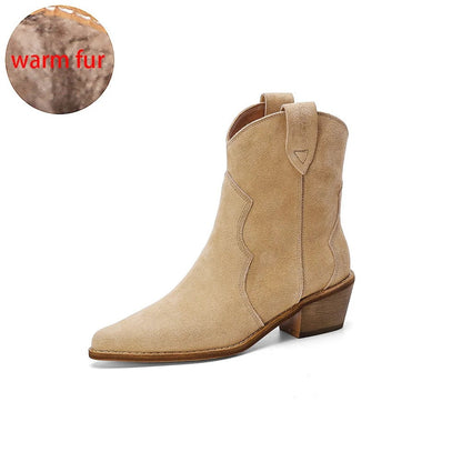 LM | Supported suede ankle boots